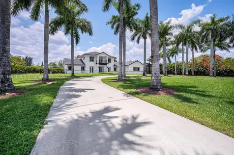 5121 SW 210th Terrace Southwest Ranches FL 33332