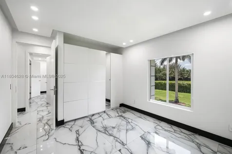 5121 SW 210th Terrace Southwest Ranches FL 33332