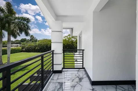 5121 SW 210th Terrace Southwest Ranches FL 33332