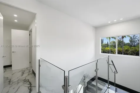 5121 SW 210th Terrace Southwest Ranches FL 33332