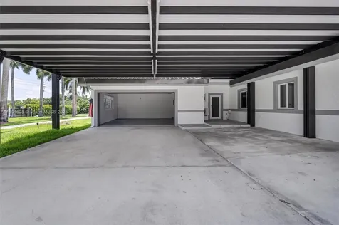 5121 SW 210th Terrace Southwest Ranches FL 33332