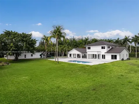 5121 SW 210th Terrace Southwest Ranches FL 33332