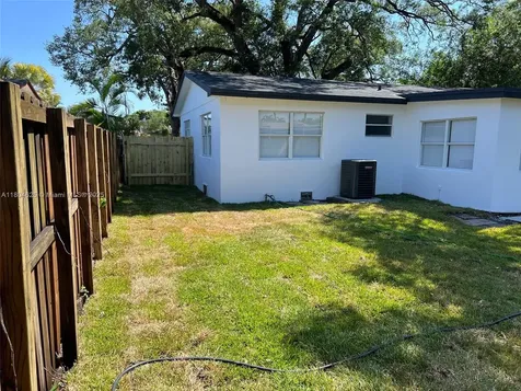 6845 SW 12th Street Pembroke Pines FL 33023