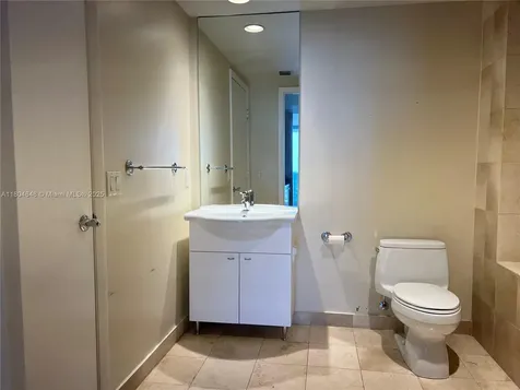 1800 S Ocean Drive Hallandale Beach FL 33009