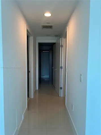 2950 NE 188th Street Aventura FL 33180