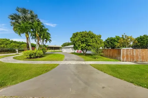 20201 SW 318th Street Homestead FL 33030