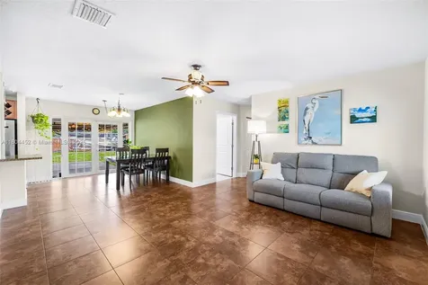 20201 SW 318th Street Homestead FL 33030