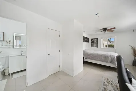 17930 NW 85th Avenue Hialeah FL 33015