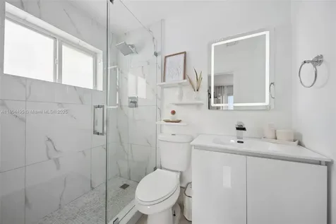 17930 NW 85th Avenue Hialeah FL 33015