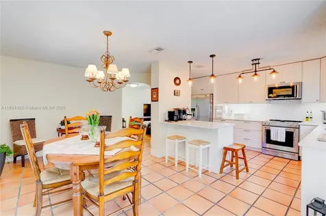 7425 SW 108th Avenue Miami FL 33173