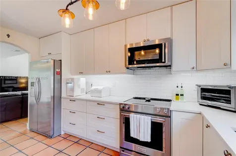 7425 SW 108th Avenue Miami FL 33173