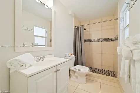 118 SE 46th Terrace Cape Coral FL 33904