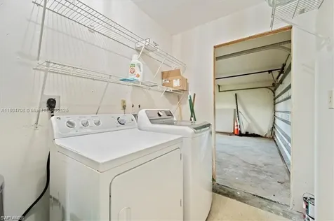 118 SE 46th Terrace Cape Coral FL 33904
