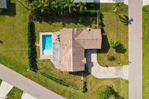 118 SE 46th Terrace Cape Coral FL 33904
