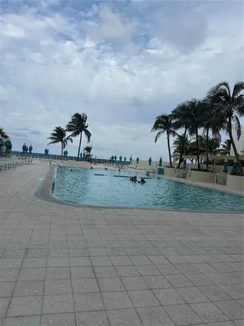 2501 S Ocean Drive Hollywood FL 33019
