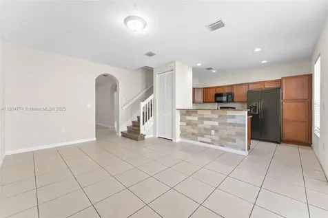 17077 SW 93rd Street Miami FL 33196
