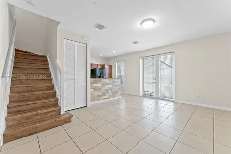 17077 SW 93rd Street Miami FL 33196
