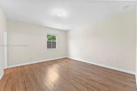 17077 SW 93rd Street Miami FL 33196