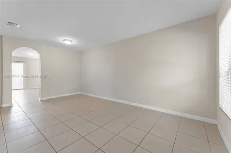 17077 SW 93rd Street Miami FL 33196