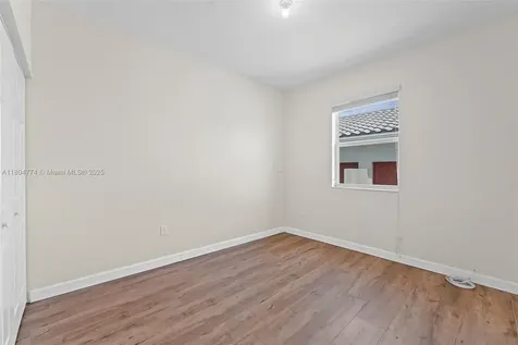 17077 SW 93rd Street Miami FL 33196