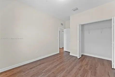 17077 SW 93rd Street Miami FL 33196