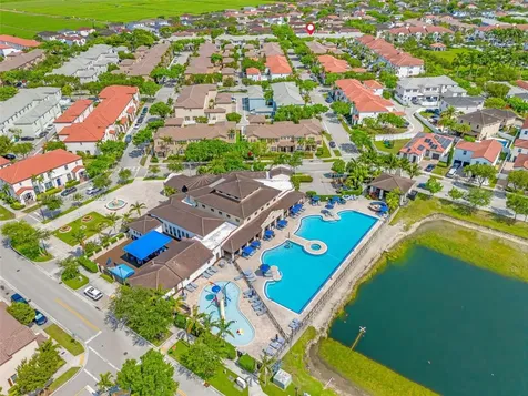 17077 SW 93rd Street Miami FL 33196