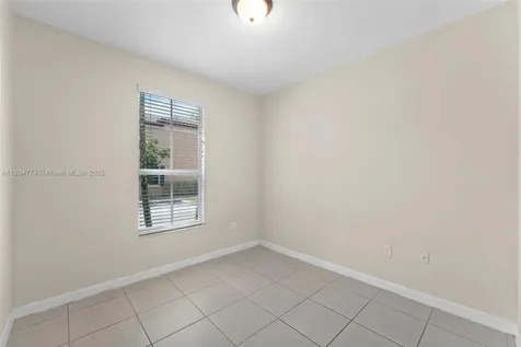 17077 SW 93rd Street Miami FL 33196