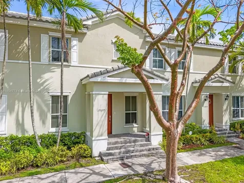 17077 SW 93rd Street Miami FL 33196