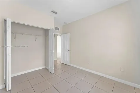 17077 SW 93rd Street Miami FL 33196