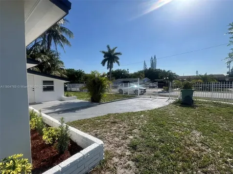 18740 NW 42nd Place Miami Gardens FL 33055