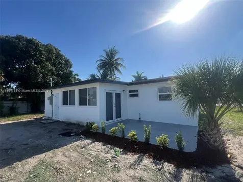 18740 NW 42nd Place Miami Gardens FL 33055