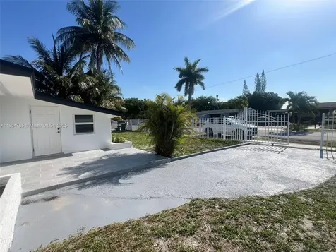 18740 NW 42nd Place Miami Gardens FL 33055