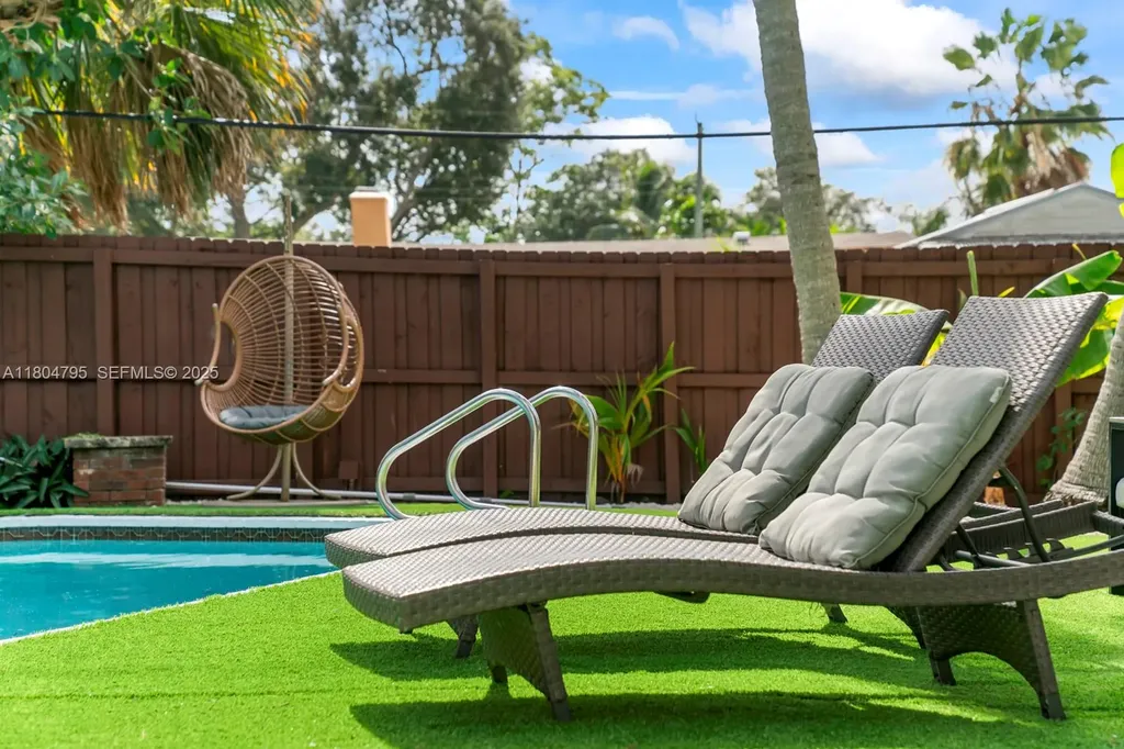 2708 Cleveland Street Hollywood FL 33020