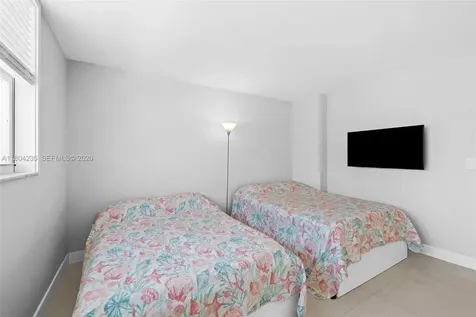 1501 S Ocean Drive Hollywood FL 33019