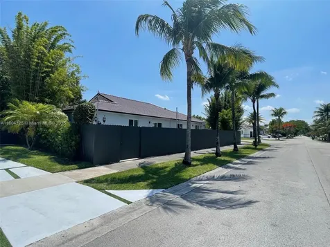 17201 SW 143rd Court Miami FL 33177