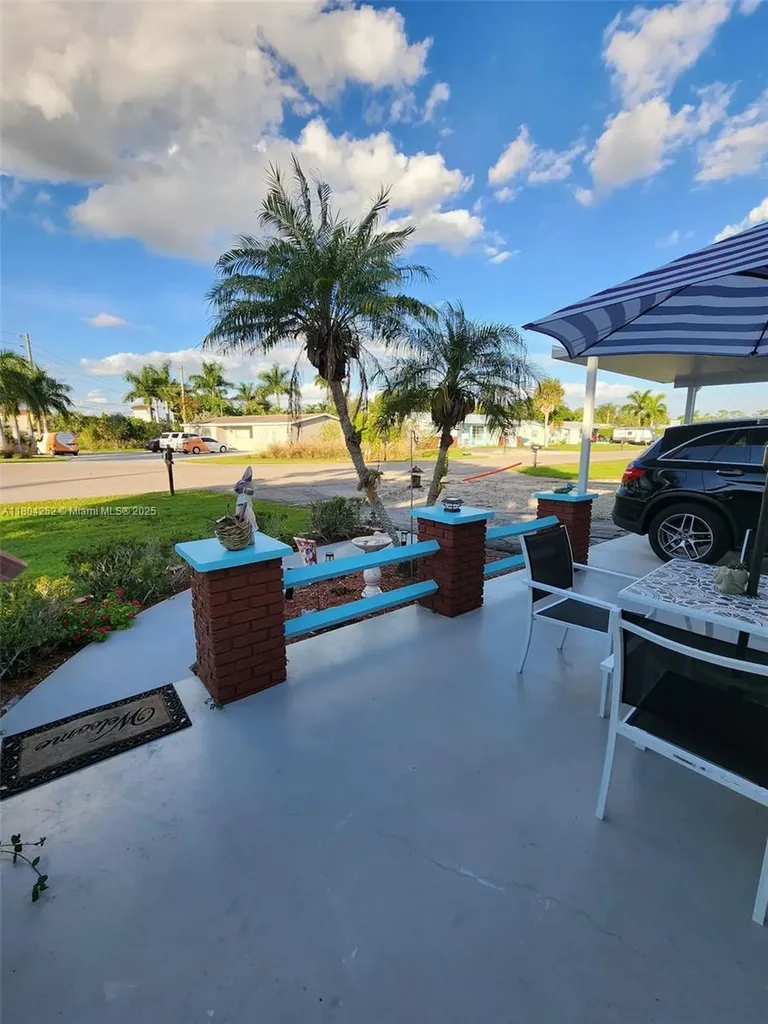 812 Lake Mcgregor Drive Fort Myers FL 33919