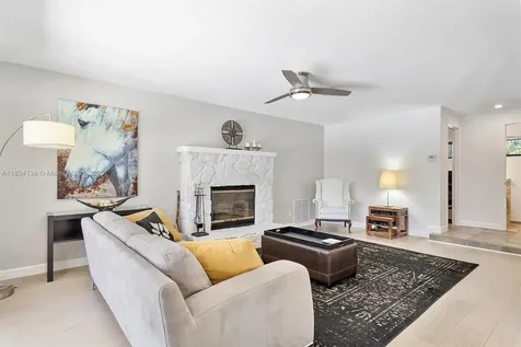 5630 W Waterford Drive Davie FL 33331