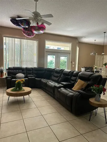 800 Permento Jacksonville FL 32221