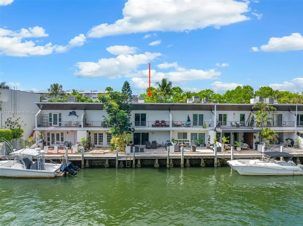 3553 NE 171st Street North Miami Beach FL 33160