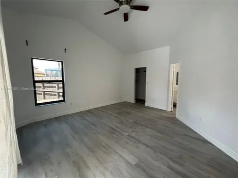 11351 SW 8th Place Pembroke Pines FL 33025