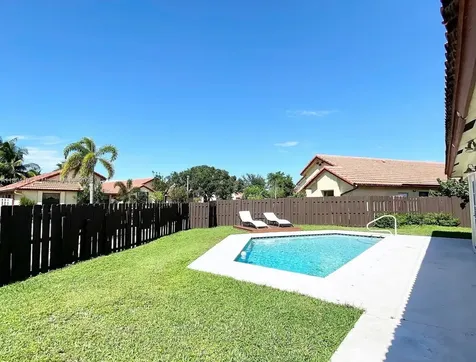 11351 SW 8th Place Pembroke Pines FL 33025