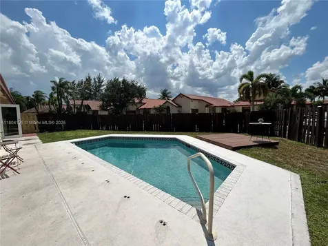 11351 SW 8th Place Pembroke Pines FL 33025