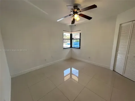 11351 SW 8th Place Pembroke Pines FL 33025