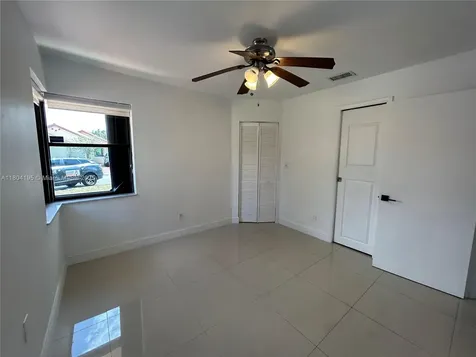 11351 SW 8th Place Pembroke Pines FL 33025