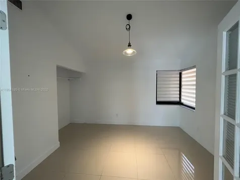 11351 SW 8th Place Pembroke Pines FL 33025