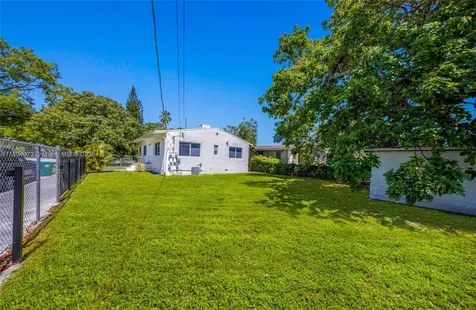 1515 NW 49th Street Miami FL 33142