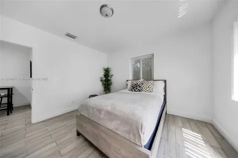 1515 NW 49th Street Miami FL 33142
