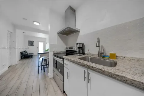 1515 NW 49th Street Miami FL 33142