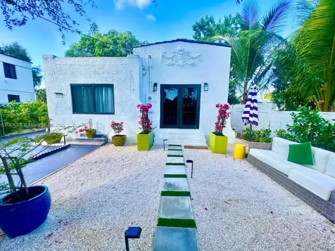 8280 NE 1st Place Miami FL 33138