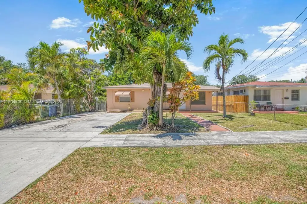 104 SW 7th Avenue Hallandale Beach FL 33009